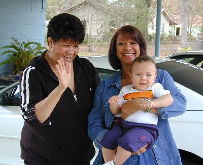 Pat, Bryson et la marraine de Dawn